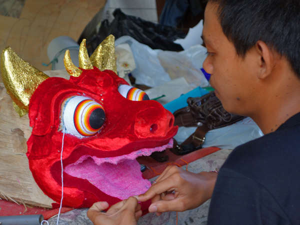 Creating dragon head